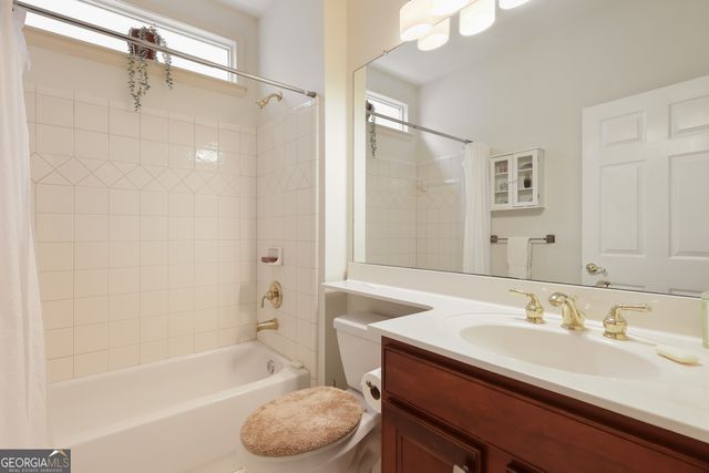 323 Lewisburg Drive, Mcdonough, GA 30253