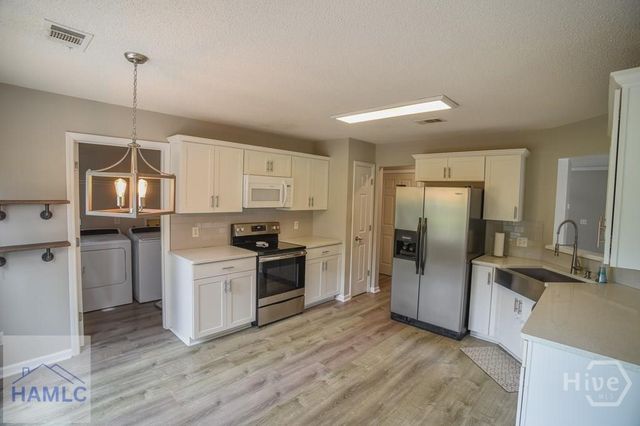 121 Pampas Drive, Pooler, GA 31322