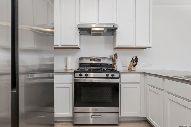 14319 ENFIELD FLS, San Antonio, TX 78245