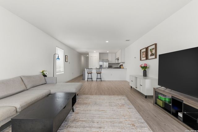 14319 ENFIELD FLS, San Antonio, TX 78245