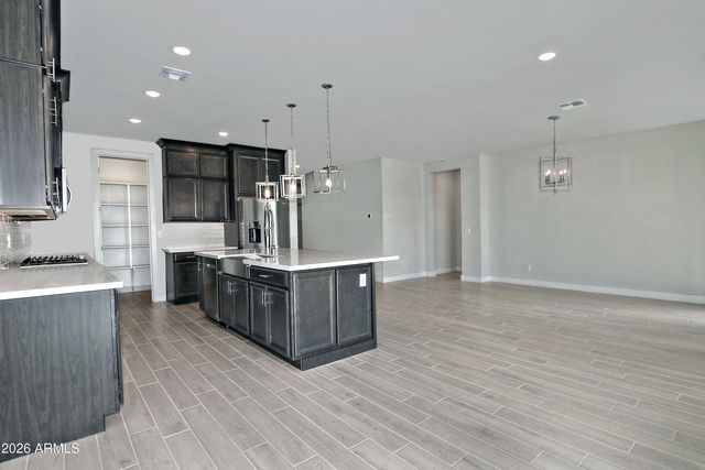 6839 W SAMANTHA Way, Laveen, AZ 85339