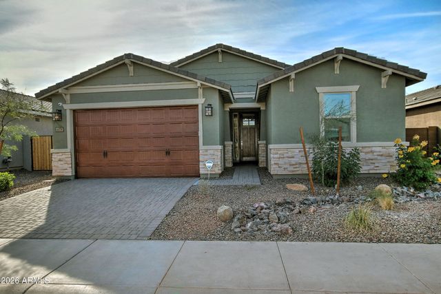 6839 W SAMANTHA Way, Laveen, AZ 85339