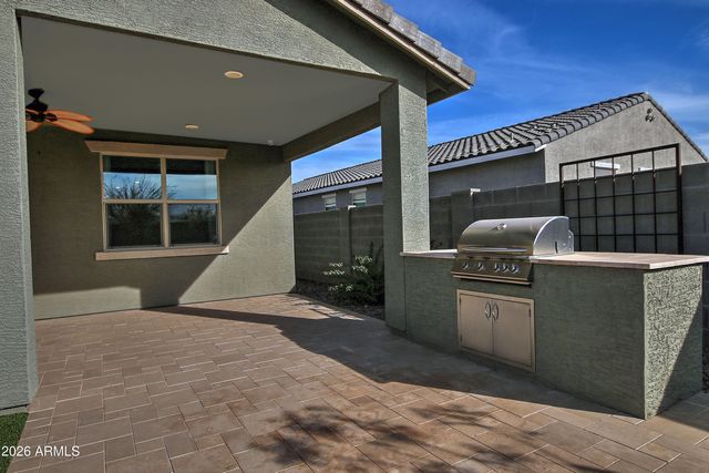 6839 W SAMANTHA Way, Laveen, AZ 85339