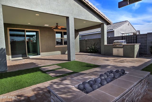 6839 W SAMANTHA Way, Laveen, AZ 85339