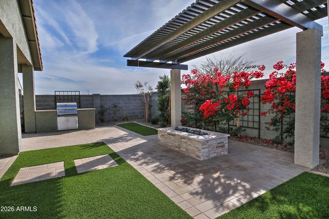 6839 W SAMANTHA Way, Laveen, AZ 85339