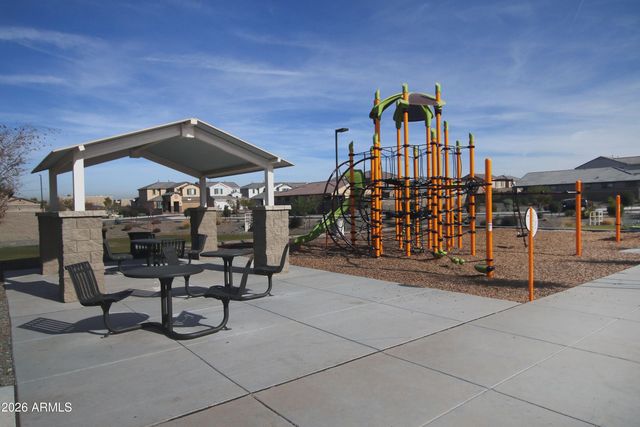 6839 W SAMANTHA Way, Laveen, AZ 85339