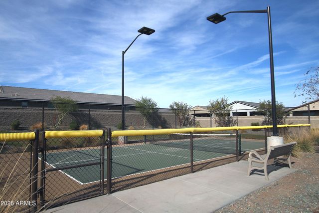 6839 W SAMANTHA Way, Laveen, AZ 85339