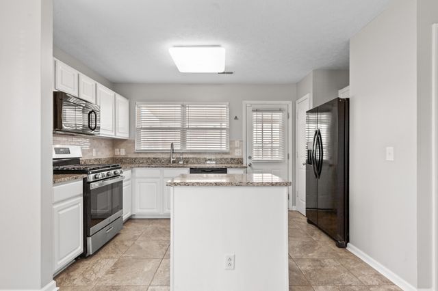 2989 Buckner Ln, Spring Hill, TN 37174