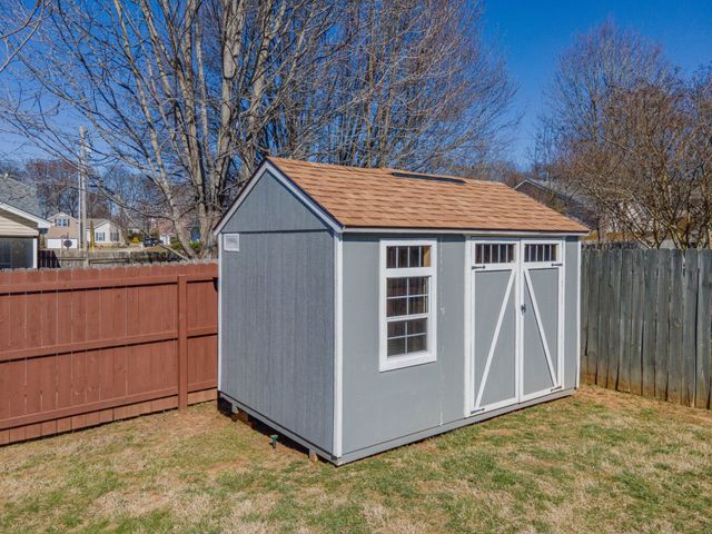 2989 Buckner Ln, Spring Hill, TN 37174