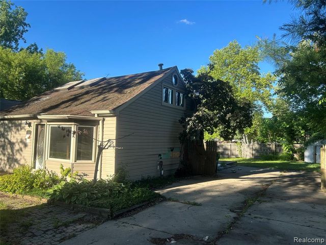 21640 Jacksonville Street, Farmington, MI 48336
