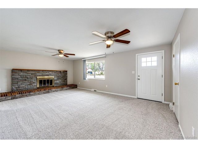 610 3rd St, Bennett, CO 80102
