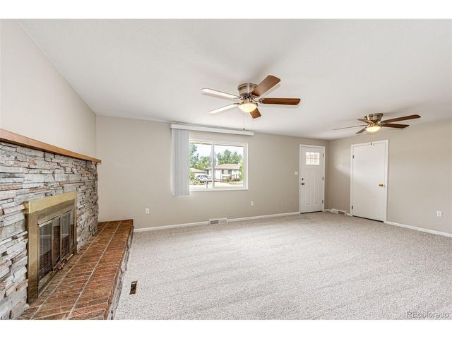 610 3rd St, Bennett, CO 80102