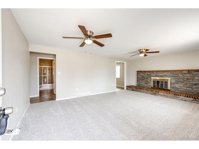 610 3rd St, Bennett, CO 80102