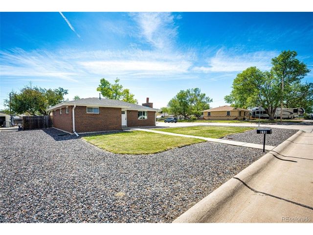 610 3rd St, Bennett, CO 80102