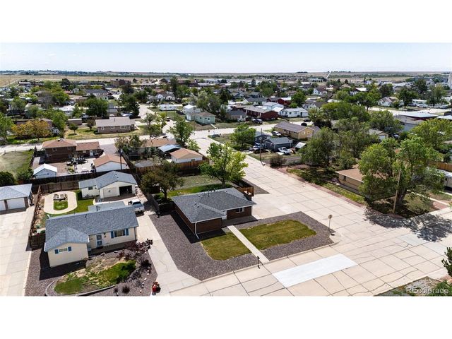 610 3rd St, Bennett, CO 80102
