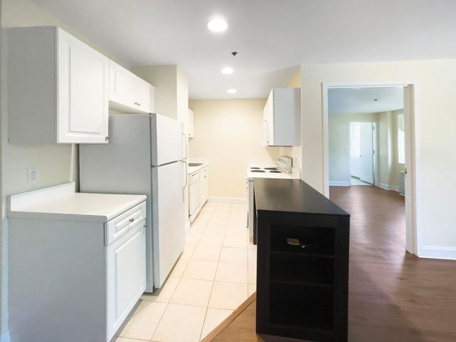 332 Jamaicaway 306, Boston, MA 02130