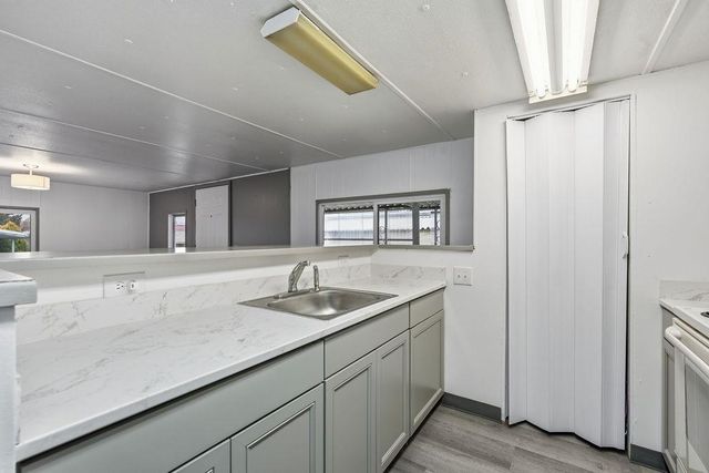 1211 E Lyons Ave, Spokane, WA 99208