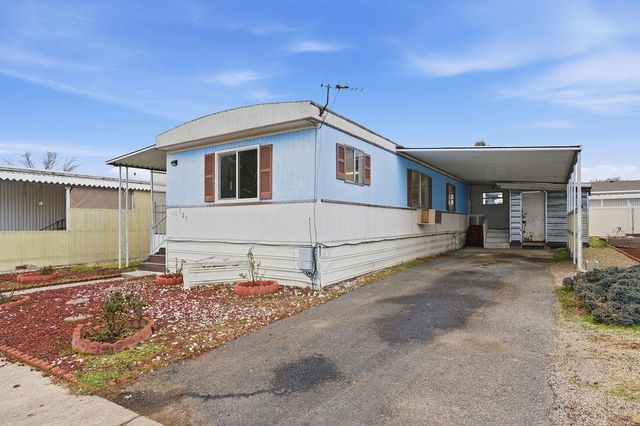 1211 E Lyons Ave, Spokane, WA 99208