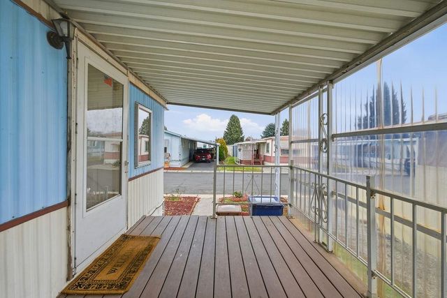 1211 E Lyons Ave, Spokane, WA 99208