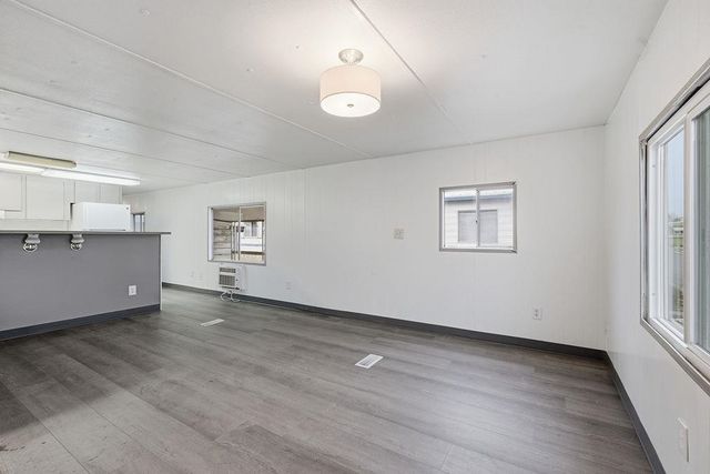 1211 E Lyons Ave, Spokane, WA 99208