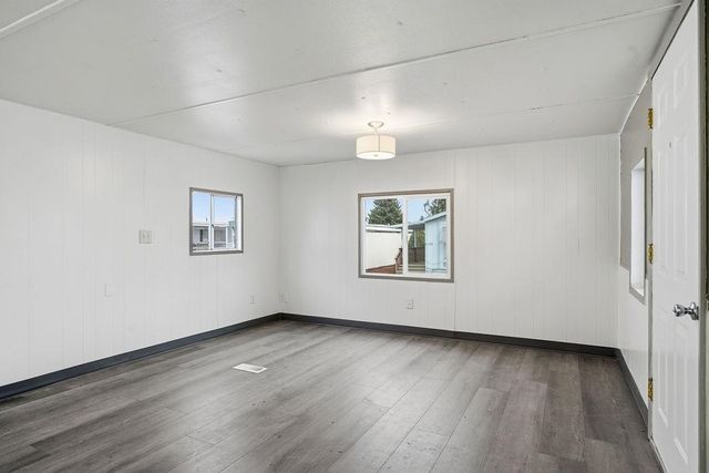 1211 E Lyons Ave, Spokane, WA 99208