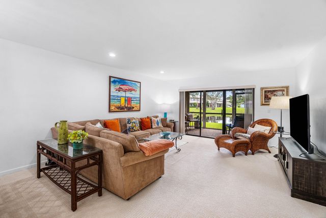 24 Stratford Drive E Unit E, Boynton Beach, FL 33436