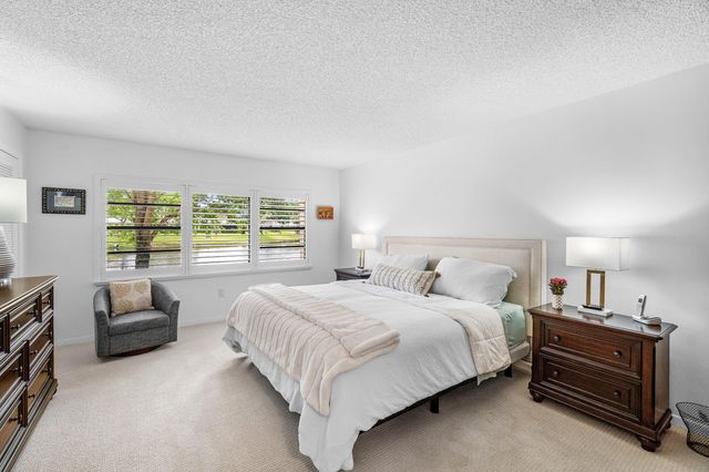 24 Stratford Drive E Unit E, Boynton Beach, FL 33436