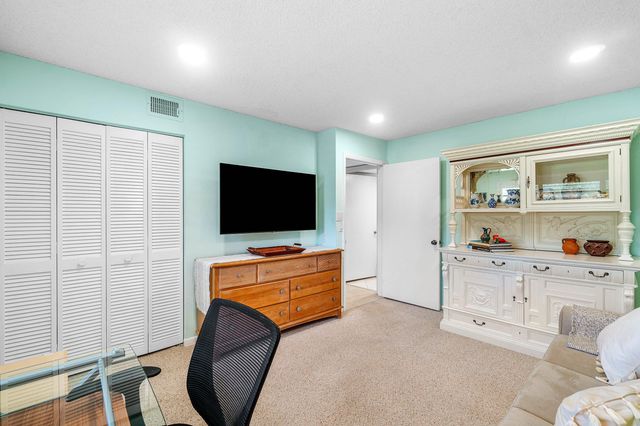 24 Stratford Drive E Unit E, Boynton Beach, FL 33436