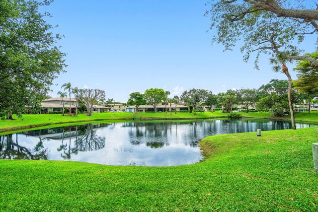 24 Stratford Drive E Unit E, Boynton Beach, FL 33436