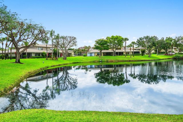 24 Stratford Drive E Unit E, Boynton Beach, FL 33436
