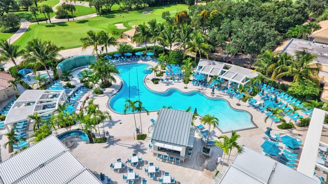 24 Stratford Drive E Unit E, Boynton Beach, FL 33436