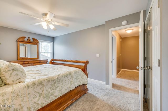 506 Manor Drive E, Kingsport, TN 37660