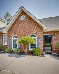 506 Manor Drive E, Kingsport, TN 37660