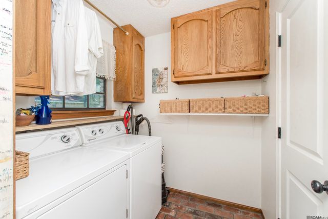 7634 Conestoga Dr, Greenwell Springs, LA 70739