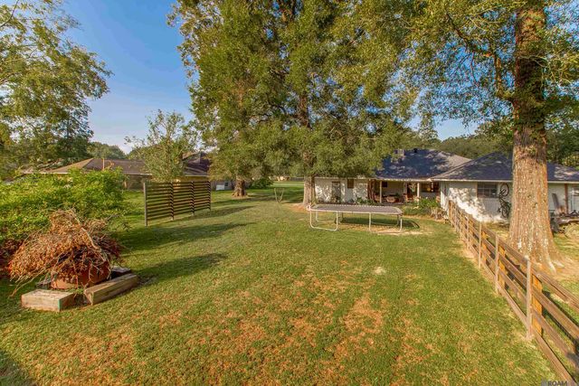 7634 Conestoga Dr, Greenwell Springs, LA 70739