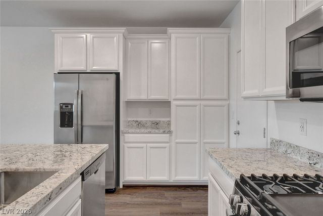 6275 Haiku Stairs Street, Las Vegas, NV 89148