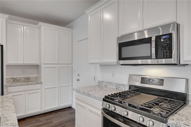 6275 Haiku Stairs Street, Las Vegas, NV 89148