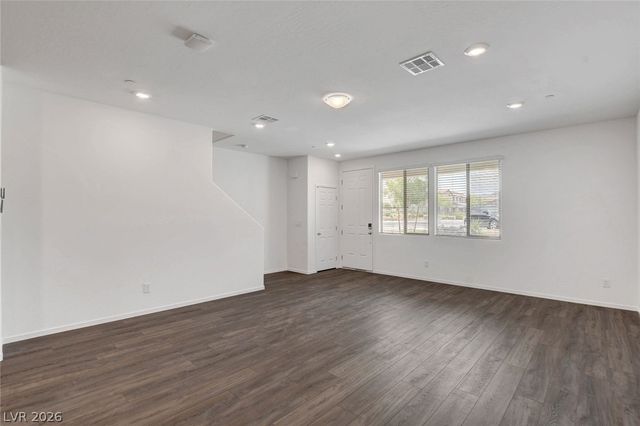 6275 Haiku Stairs Street, Las Vegas, NV 89148