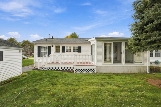 3 Knollwood, Bridgewater, MA 02324