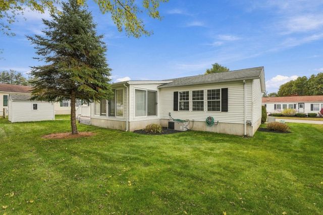 3 Knollwood, Bridgewater, MA 02324