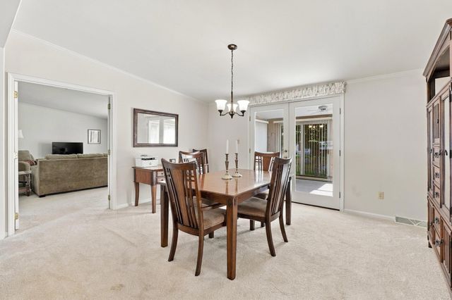 3 Knollwood, Bridgewater, MA 02324