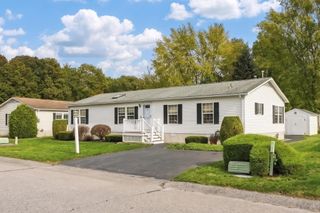 3 Knollwood, Bridgewater, MA 02324