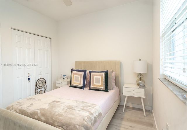 8760 NW 97th Ave 203, Doral, FL 33178