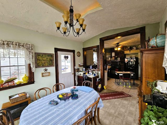 315 N 11Th Street, Geneva, NE 68361