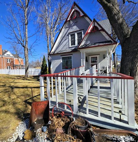 315 N 11Th Street, Geneva, NE 68361