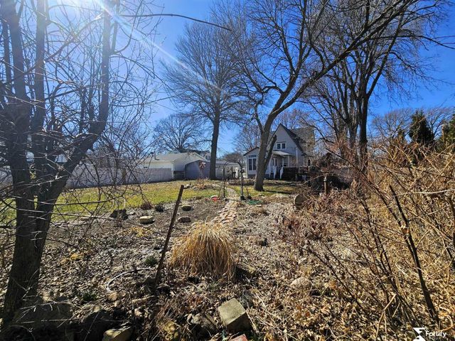 315 N 11Th Street, Geneva, NE 68361