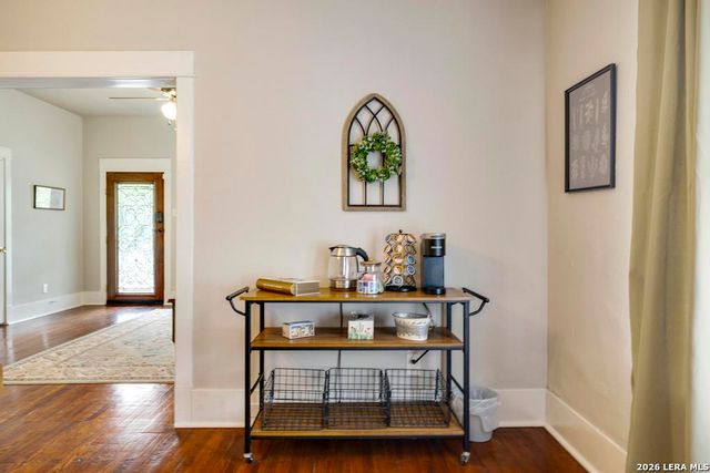 1828 hackberry, San Antonio, TX 78208