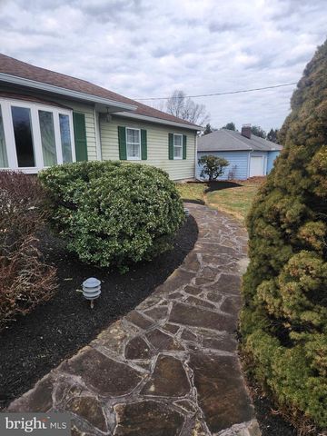 320 CRESTLINE DR, Willow Street, PA 17584