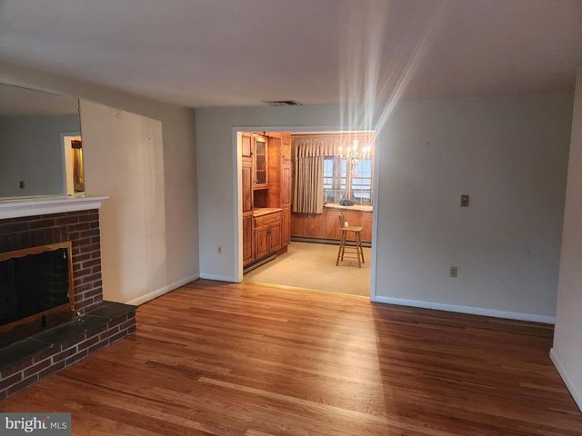 320 CRESTLINE DR, Willow Street, PA 17584