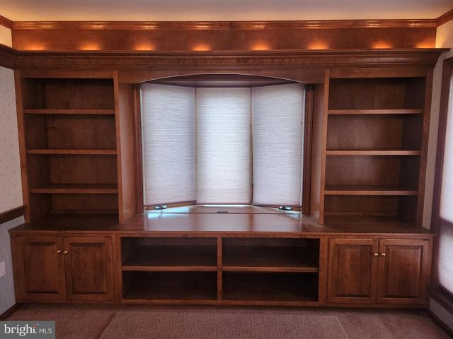 320 CRESTLINE DR, Willow Street, PA 17584